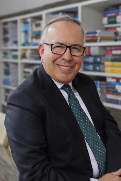 Av. Prof. Dr. Mustafa TOPALOĞLU